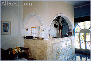 Thirasia Hotel 2